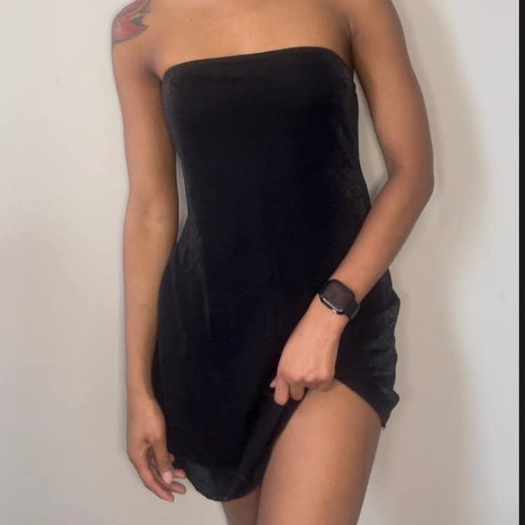 Black loose fitted dress 