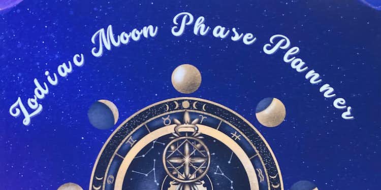 Zodiac Moon Phase Planner & Moon Meditation Journal
