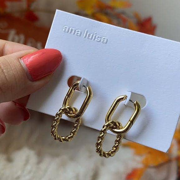 shop the viral gold jewerly (discounted!)