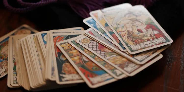 The woo around choosing a Tarot deck